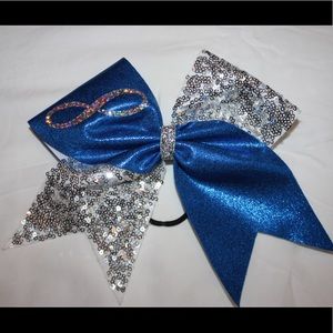 Cheer Bow